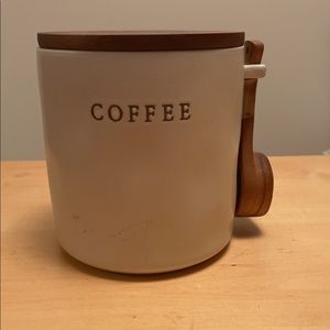 Stoneware Coffee Canister w/Wood Lid & Scoop